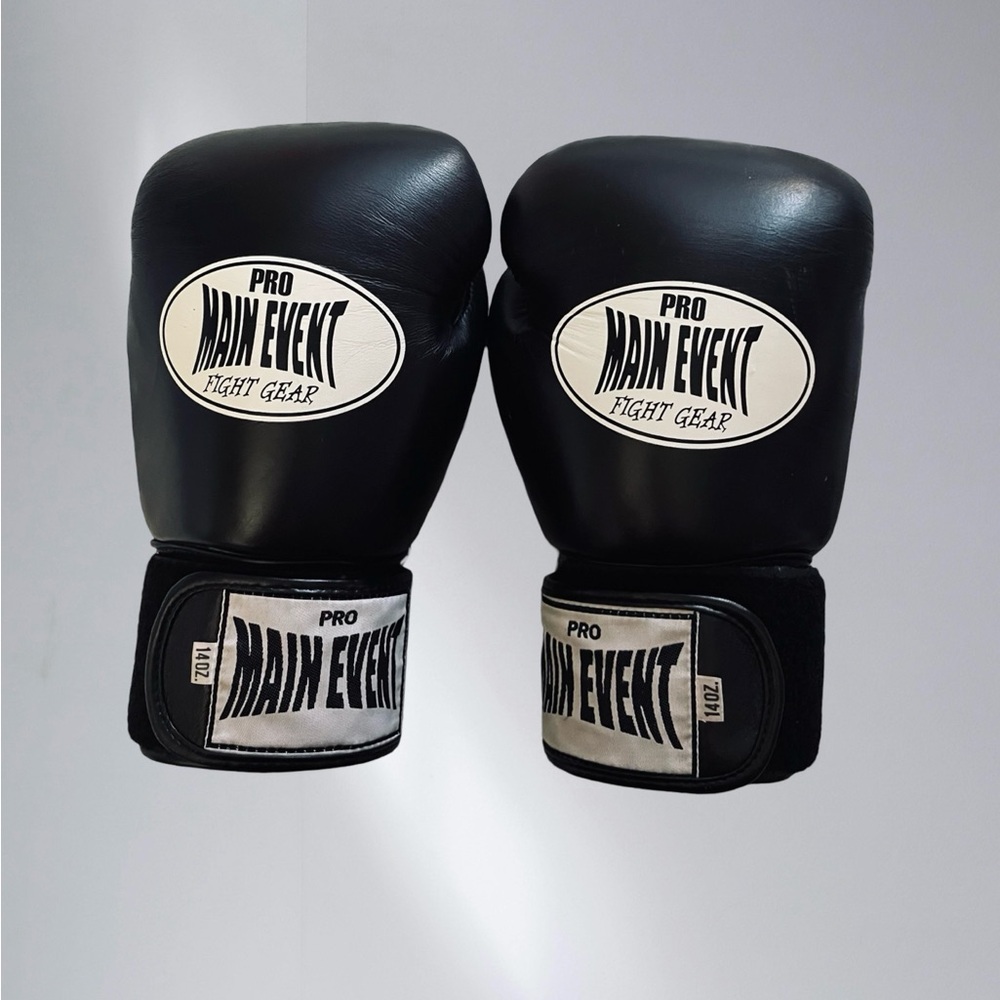 Main Event Black Boxing Gloves